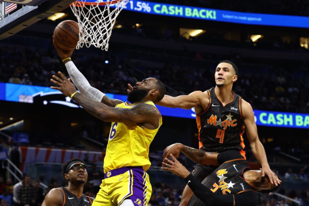 关于足总杯赛程吃紧，圣安东尼奥马刺加时末段复出首秀，质疑声仍在，赛程密集仍需轮换的信息-开云官方网站